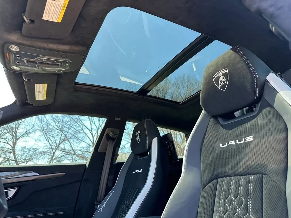 2024 Lamborghini Urus Performante - Image 18 of 20