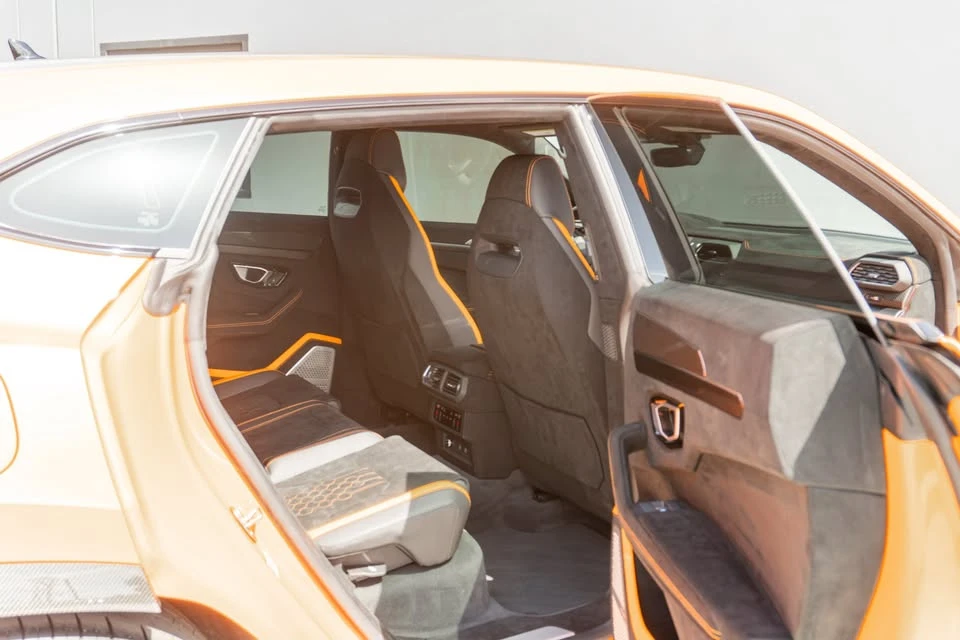 2024 Lamborghini Urus Performante - Image 16 of 20