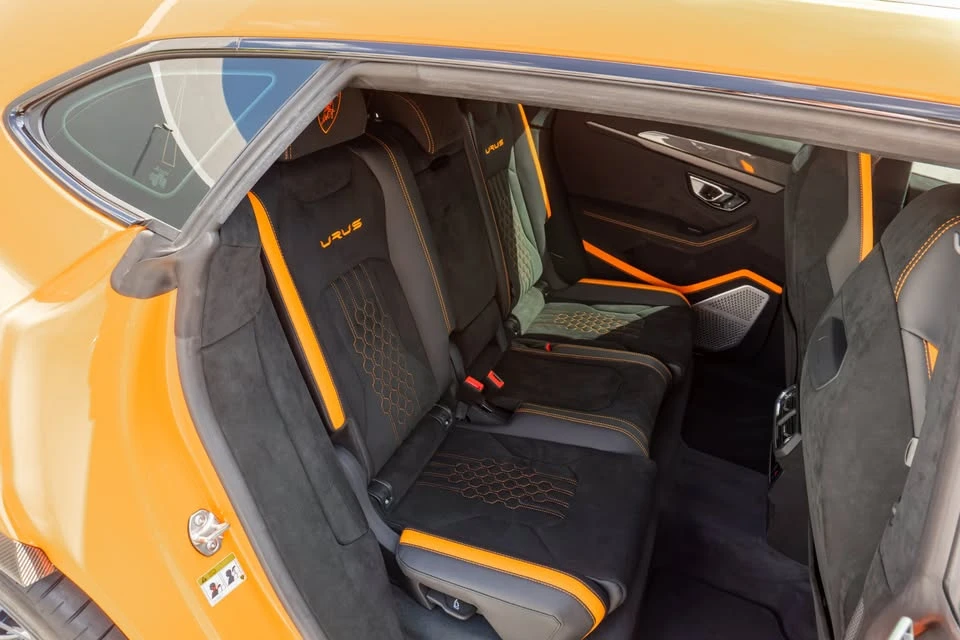 2024 Lamborghini Urus Performante - Image 12 of 20