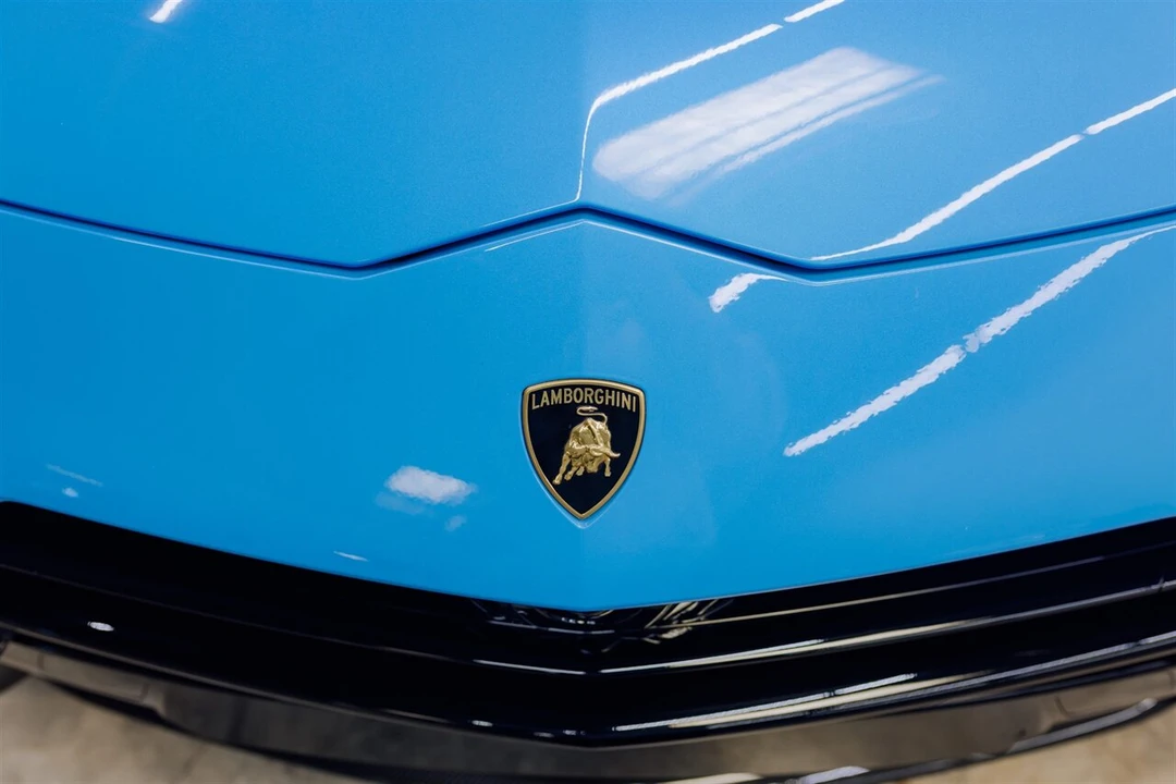 2024 Lamborghini Urus Performante - Image 11 of 31