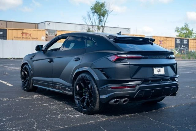 2024 Lamborghini Urus Performante - Image 13 of 20