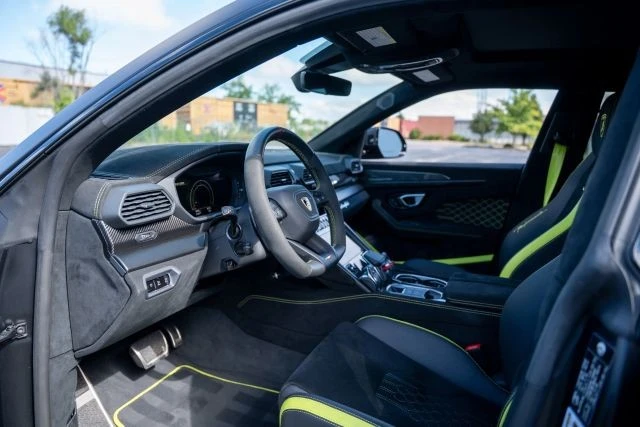 2024 Lamborghini Urus Performante - Image 3 of 20