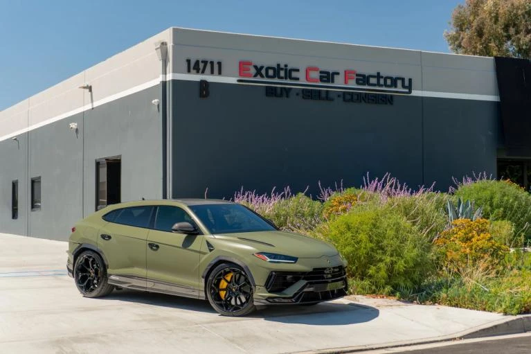 2024 Lamborghini Urus Performante - Image 1 of 1