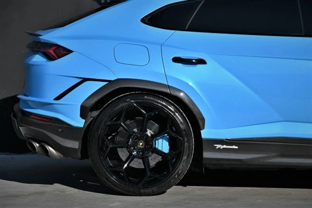 2024 Lamborghini Urus Performante - Image 12 of 21