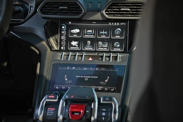 2024 Lamborghini Urus Performante - Image 20 of 21