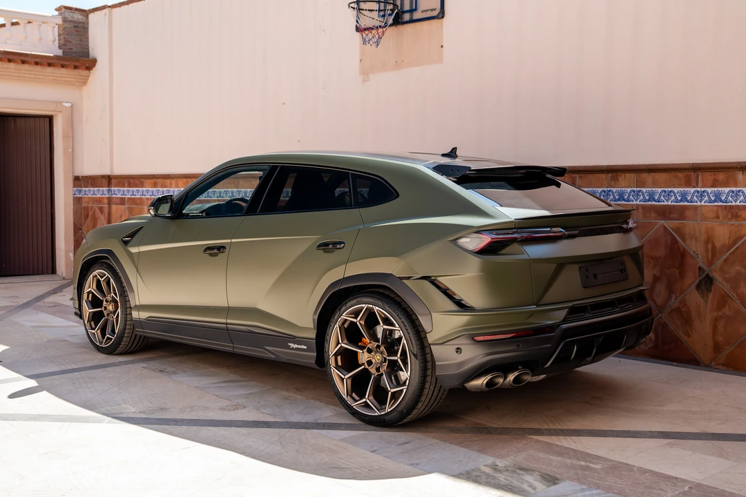 2024 Lamborghini Urus Performante - Image 5 of 31