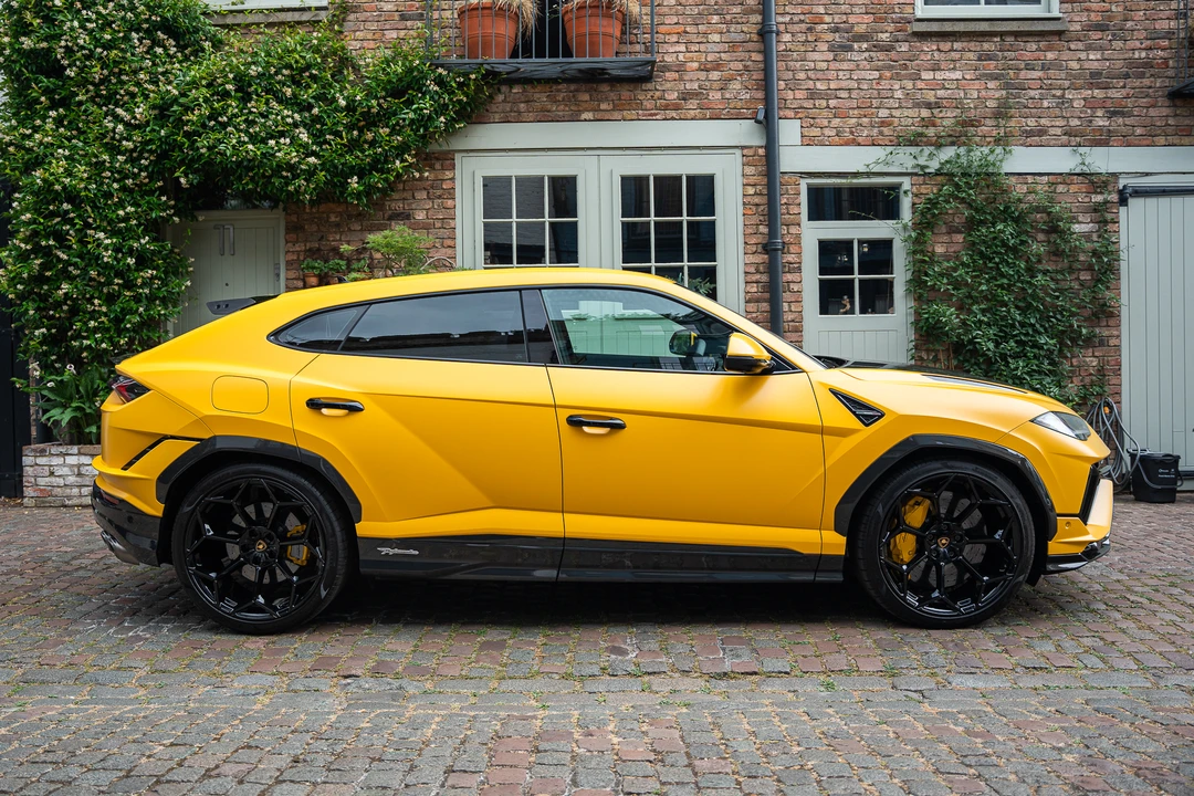 2024 Lamborghini Urus Performante - Image 8 of 31