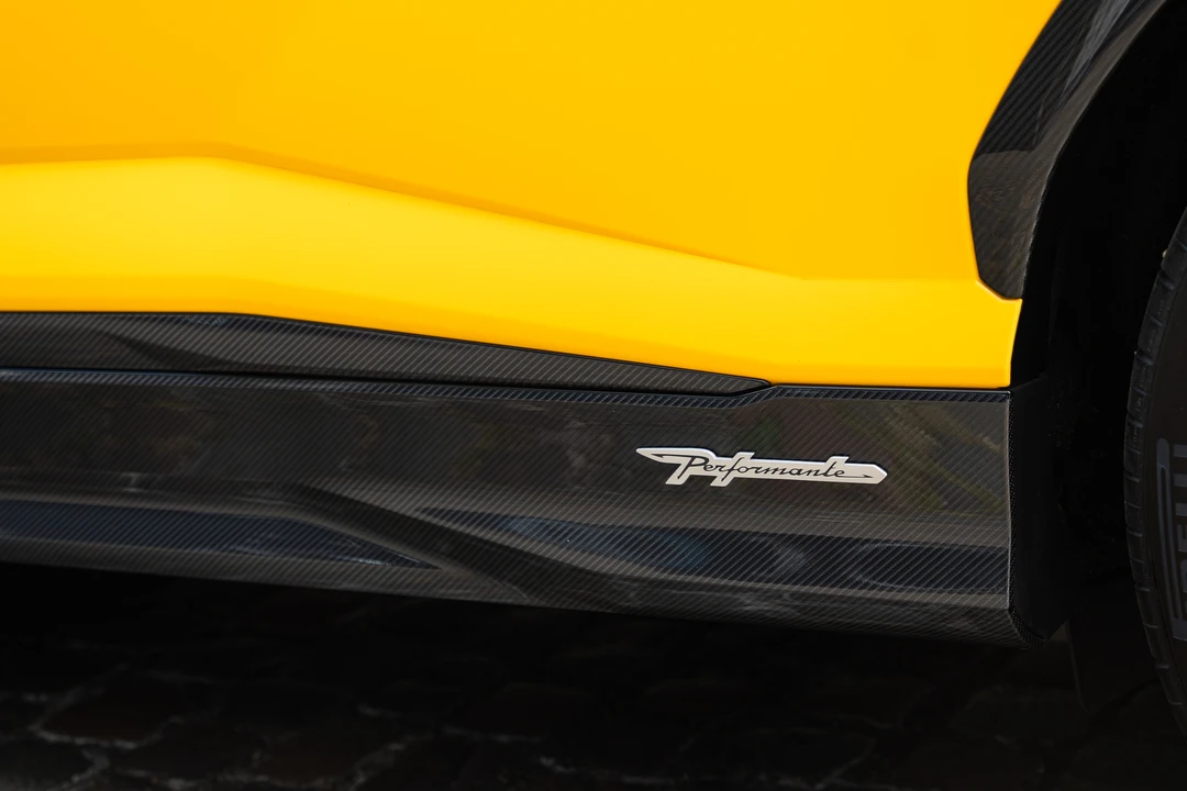 2024 Lamborghini Urus Performante - Image 24 of 31