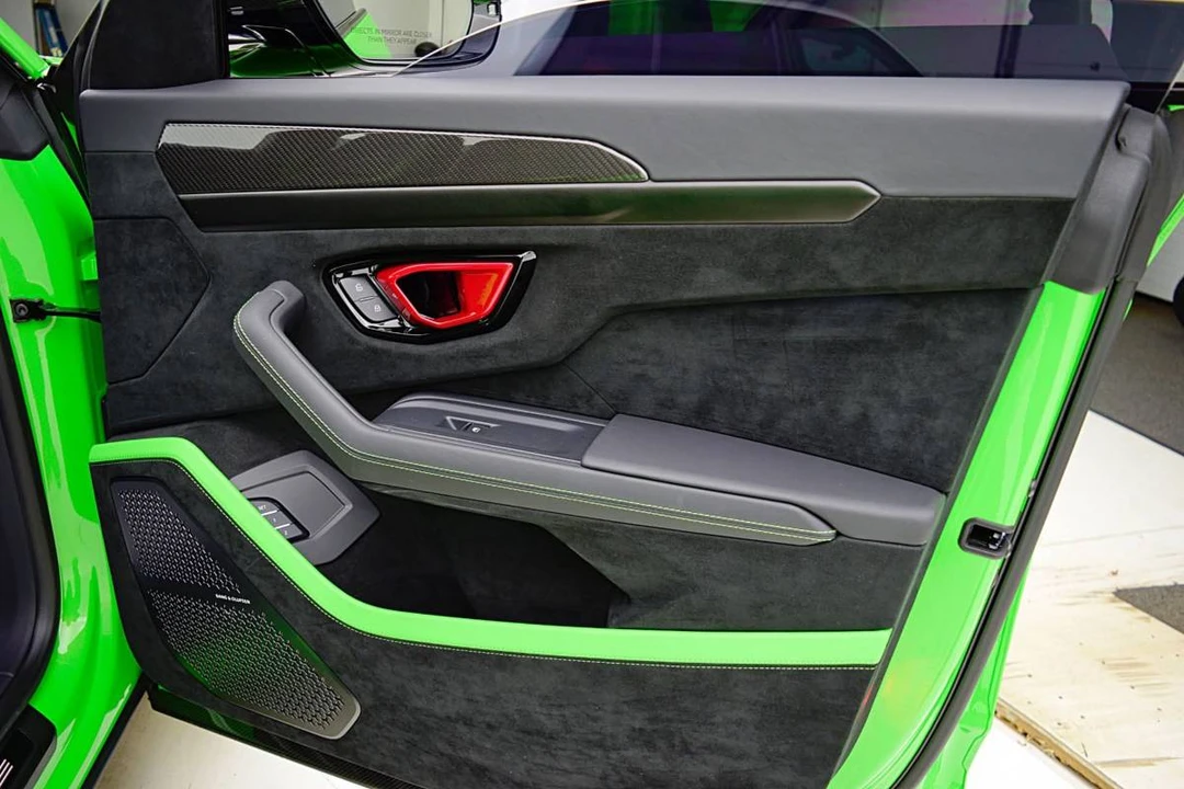 2024 Lamborghini Urus Performante - Image 10 of 16