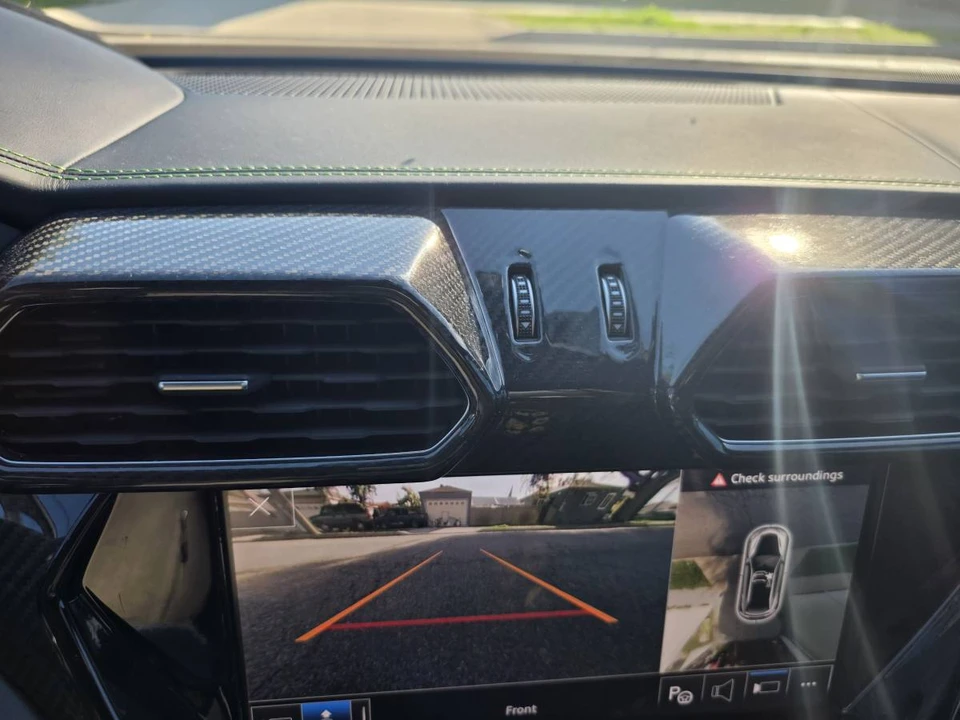 2024 Lamborghini Urus Performante - Image 14 of 16