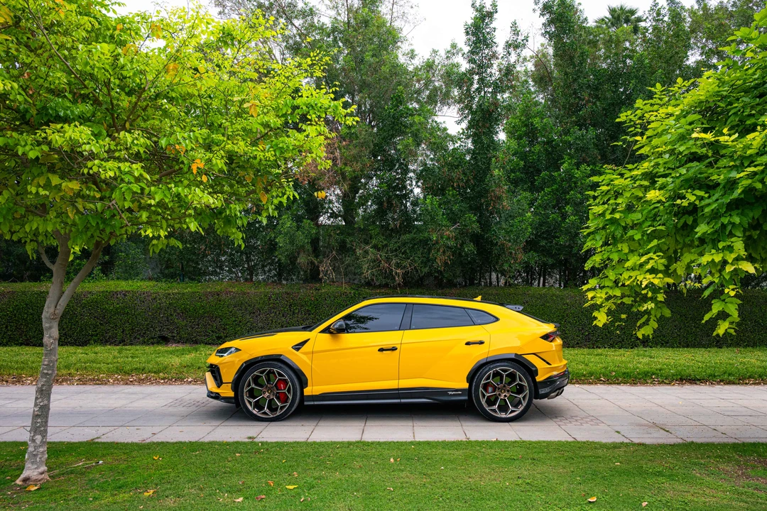 2024 Lamborghini Urus Performante - Image 16 of 31
