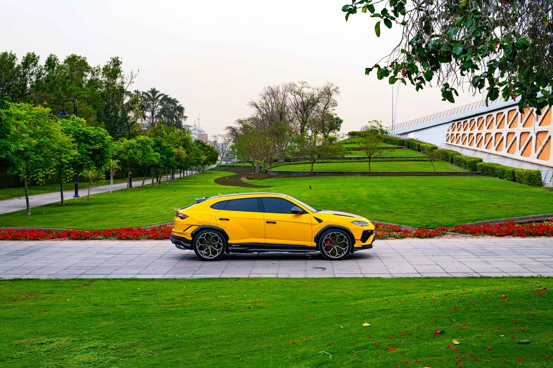 2024 Lamborghini Urus Performante - Image 12 of 31