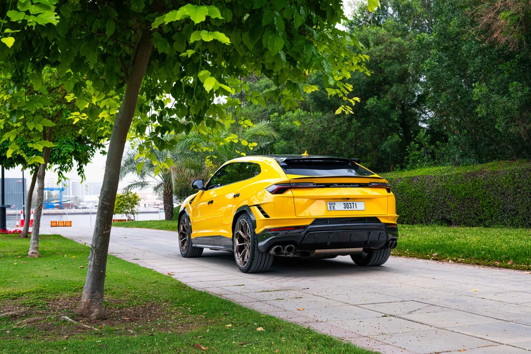2024 Lamborghini Urus Performante - Image 15 of 31