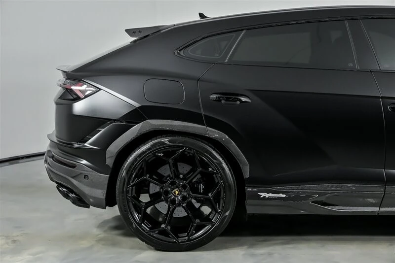 2024 Lamborghini Urus Performante - Image 13 of 21