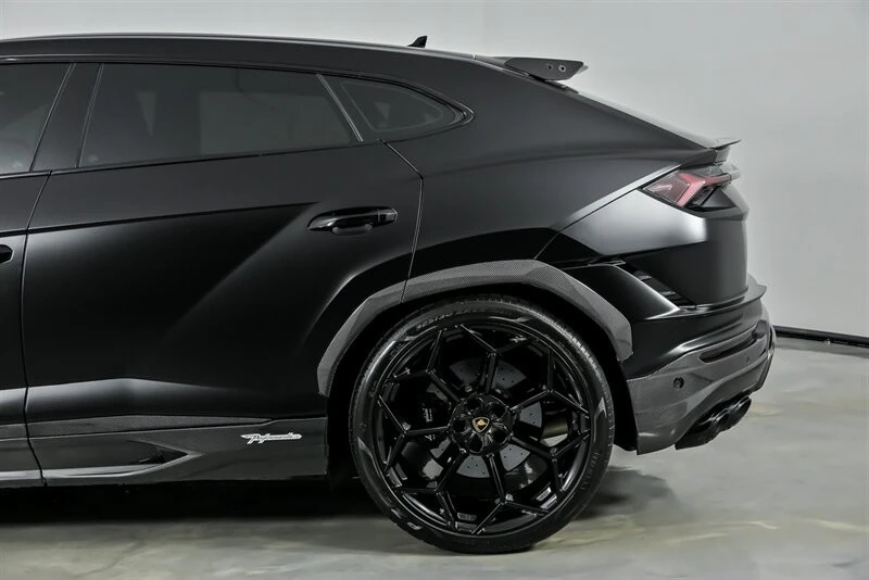 2024 Lamborghini Urus Performante - Image 9 of 21