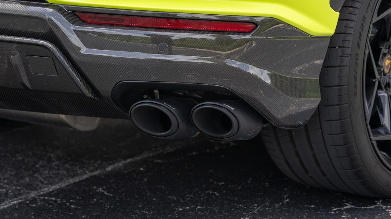 2024 Lamborghini Urus Performante - Image 12 of 12