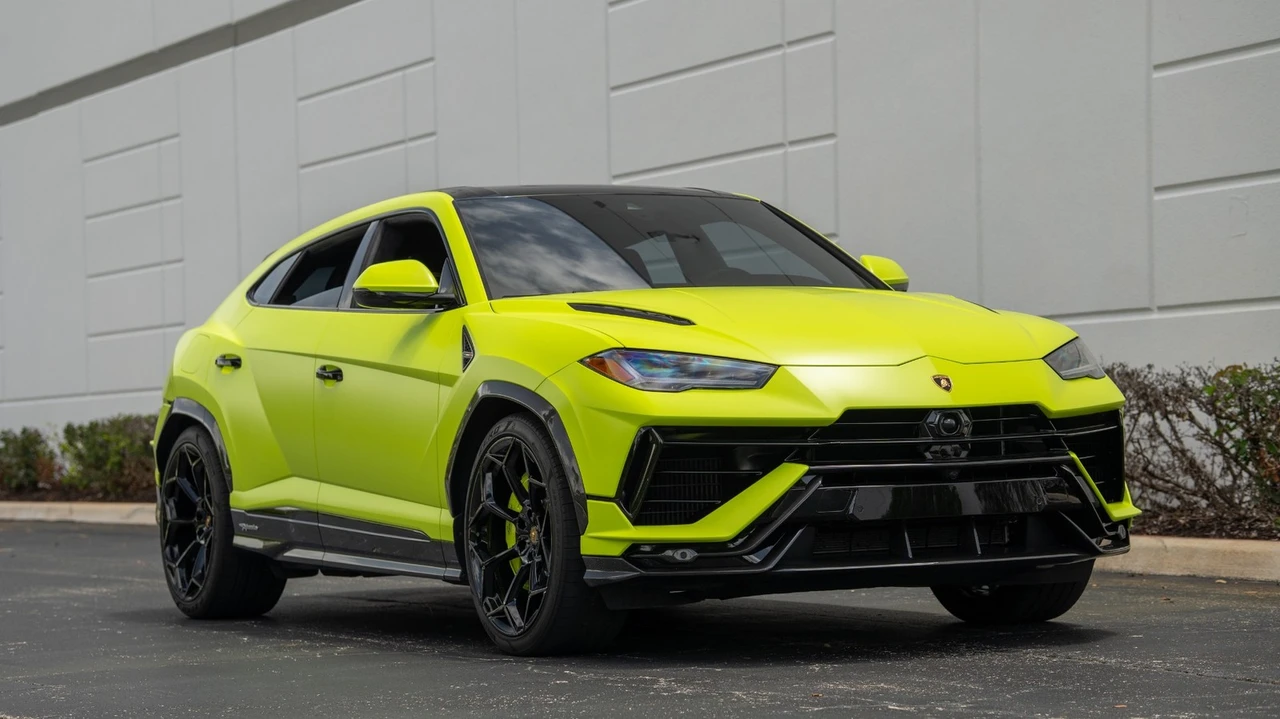 2024 Lamborghini Urus Performante - Image 2 of 12