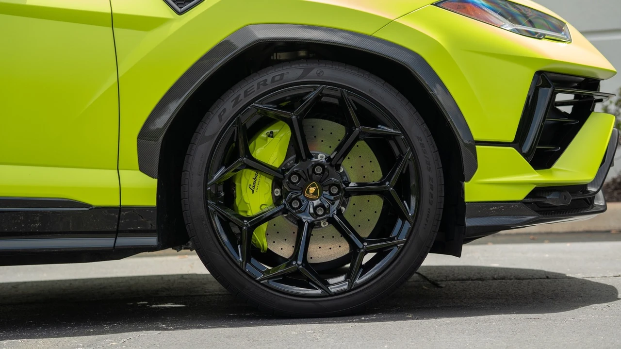 2024 Lamborghini Urus Performante - Image 3 of 12
