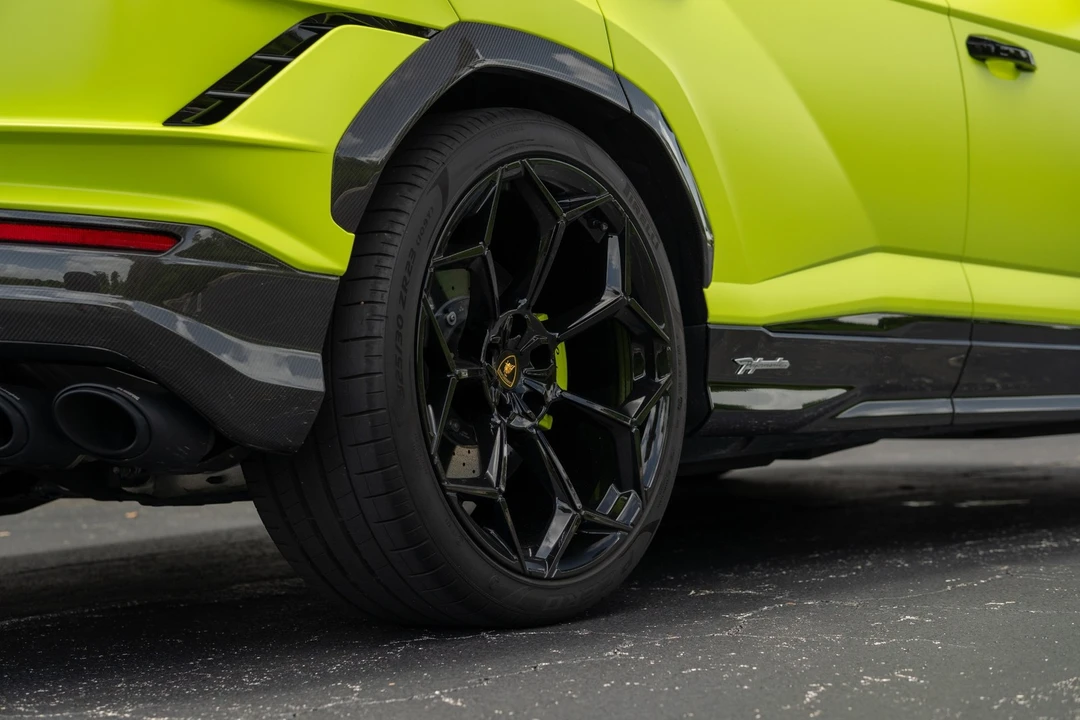2024 Lamborghini Urus Performante - Image 10 of 12