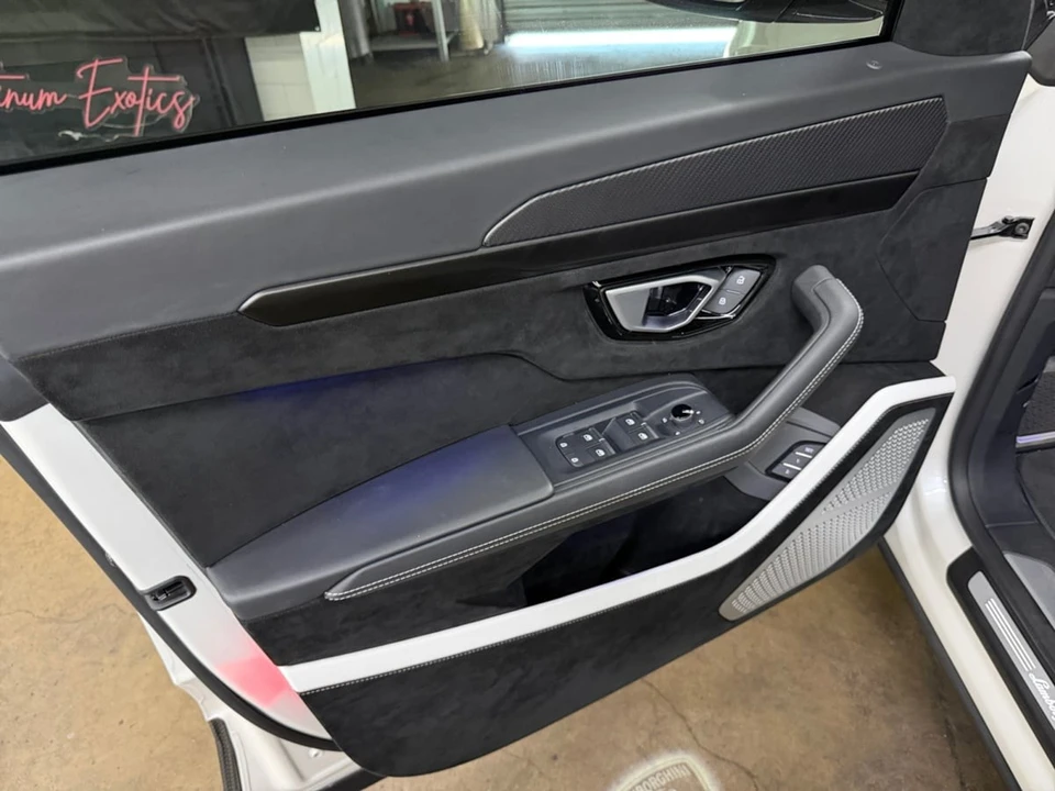 2024 Lamborghini Urus Performante - Image 10 of 25