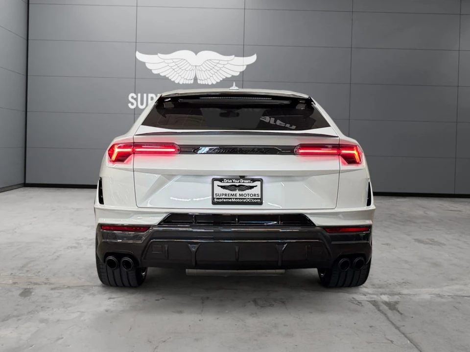 2024 Lamborghini Urus Performante - Image 4 of 25