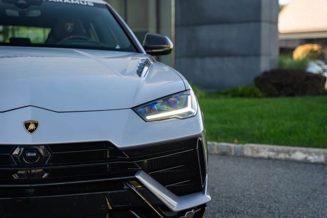 2024 Lamborghini Urus Performante - Image 4 of 31
