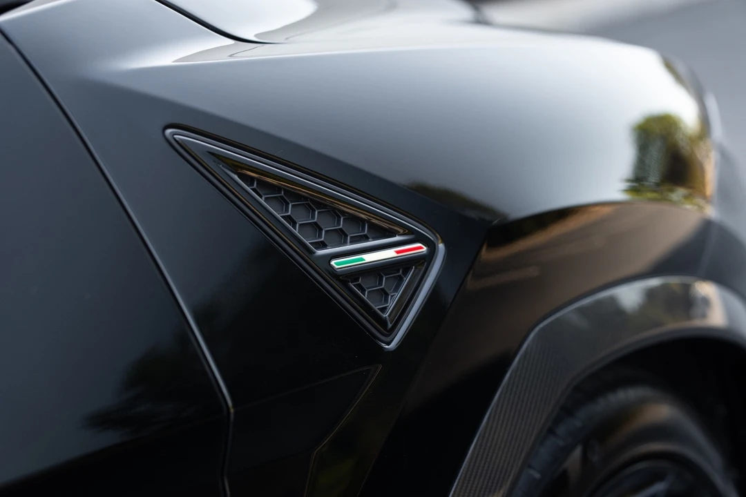 2024 Lamborghini Urus Performante - Image 11 of 12