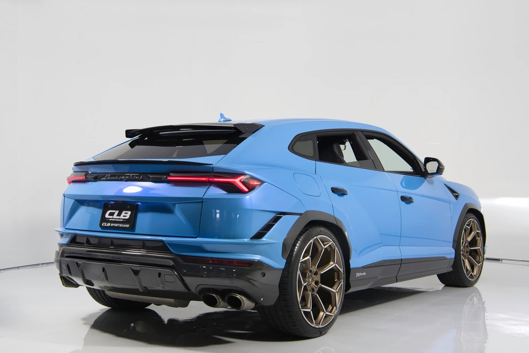 2024 Lamborghini Urus Performante - Image 10 of 31