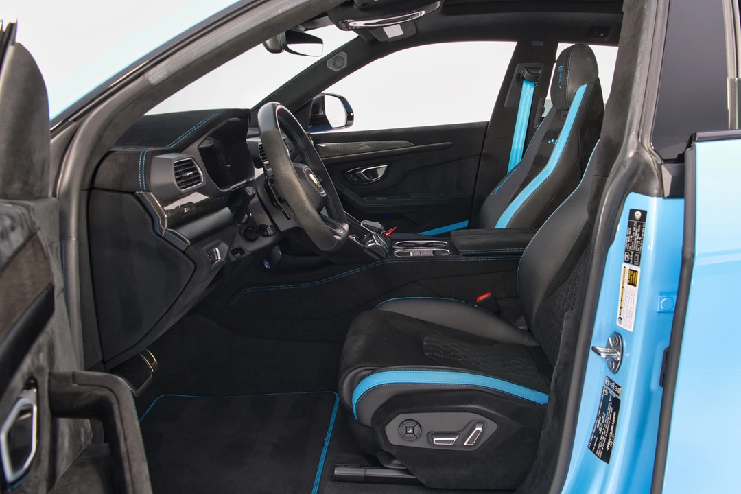 2024 Lamborghini Urus Performante - Image 16 of 31