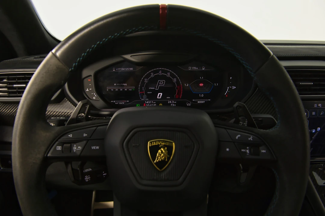 2024 Lamborghini Urus Performante - Image 20 of 31
