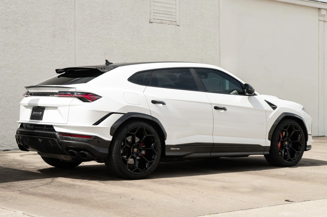 2024 Lamborghini Urus Performante - Image 4 of 21