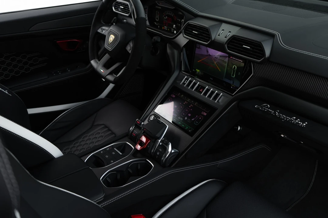 2024 Lamborghini Urus Performante - Image 20 of 21