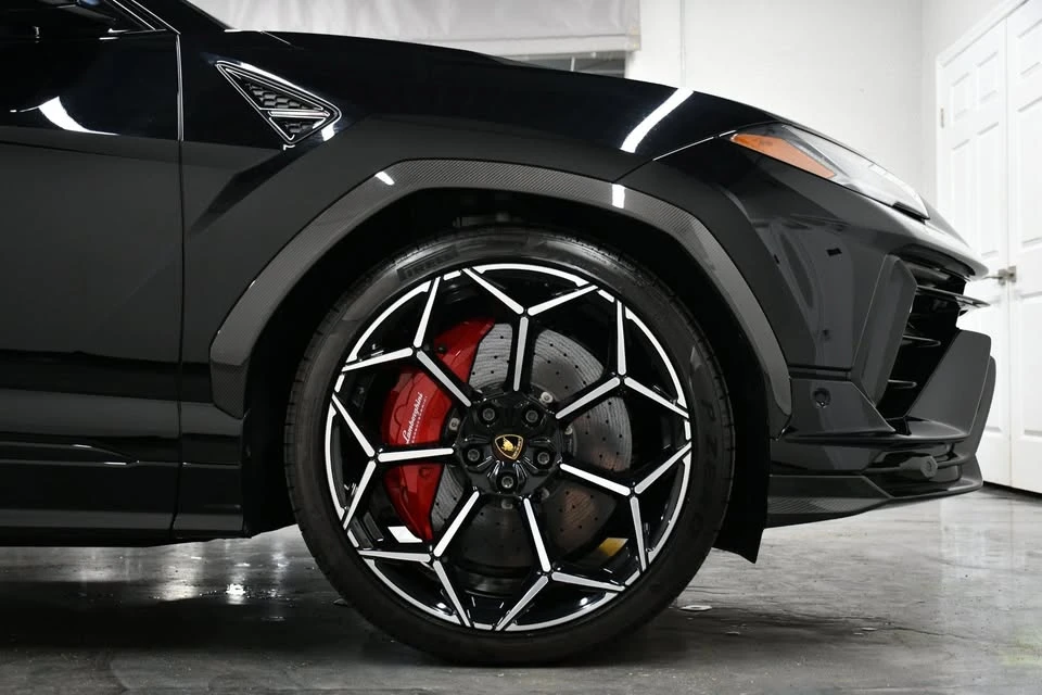 2024 Lamborghini Urus Performante - Image 9 of 20