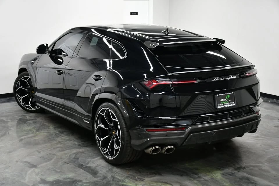 2024 Lamborghini Urus Performante - Image 4 of 20