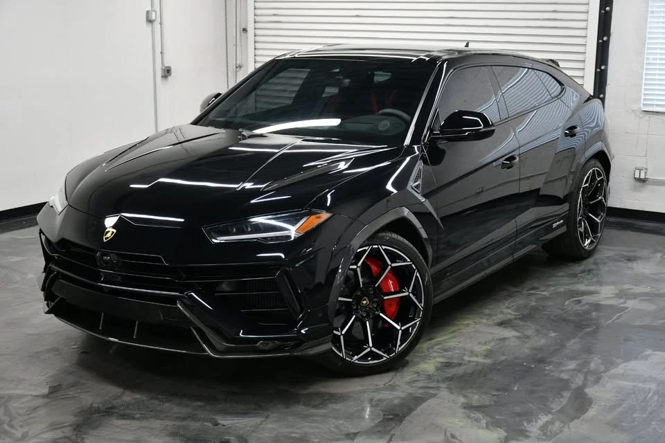 2024 Lamborghini Urus Performante - Image 2 of 20