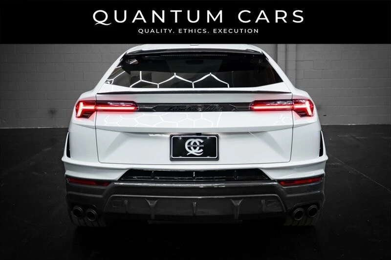 2024 Lamborghini Urus Performante - Image 12 of 21