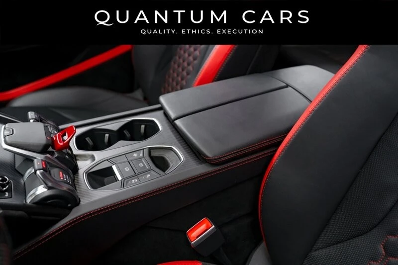 2024 Lamborghini Urus Performante - Image 15 of 21