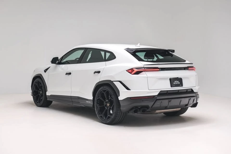 2024 Lamborghini Urus Performante - Image 4 of 18