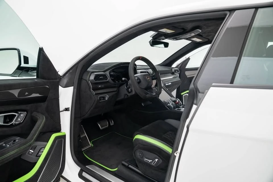 2024 Lamborghini Urus Performante - Image 7 of 18