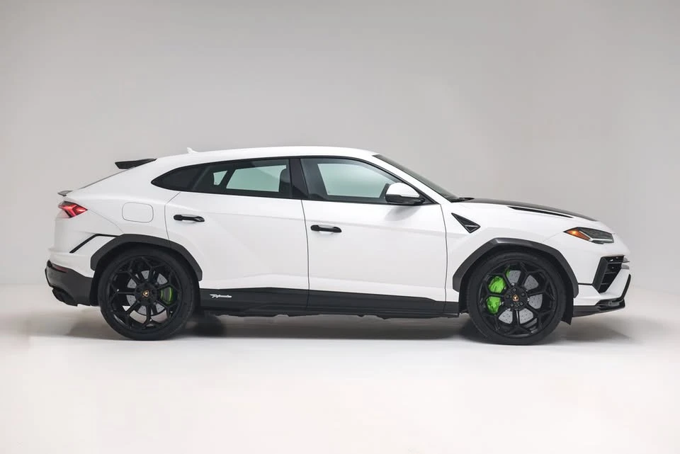 2024 Lamborghini Urus Performante - Image 2 of 18