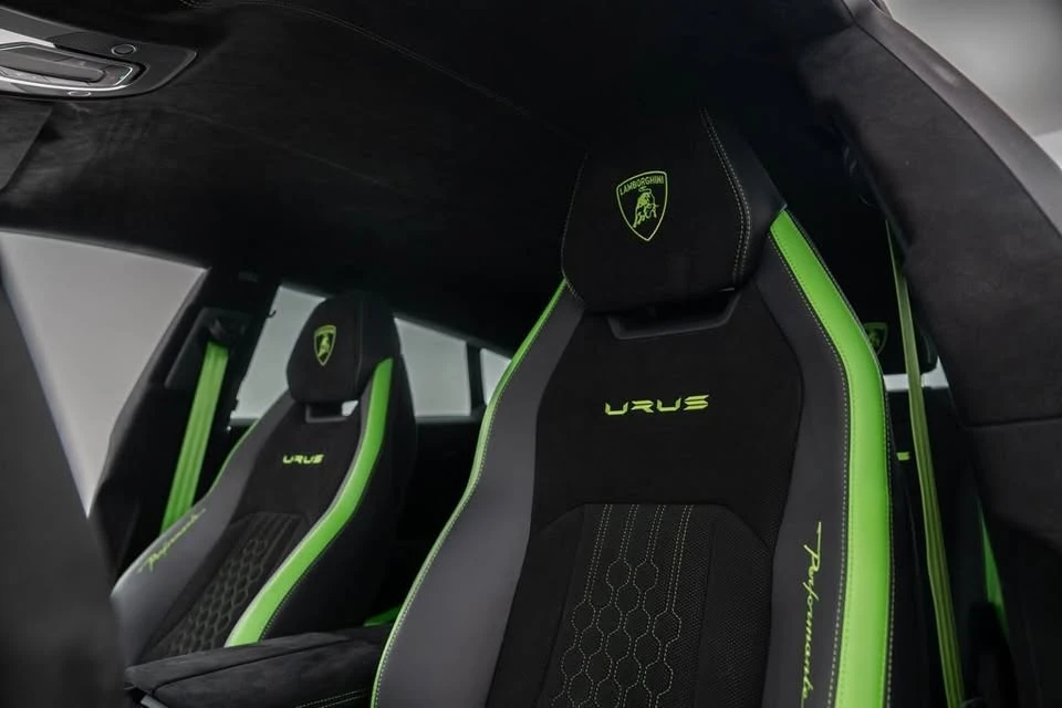 2024 Lamborghini Urus Performante - Image 10 of 18