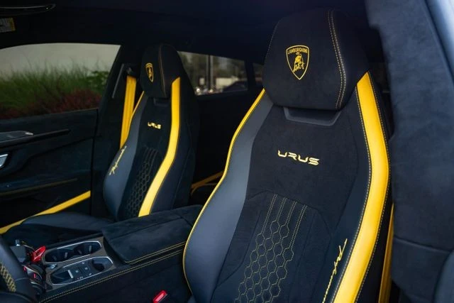 2024 Lamborghini Urus Performante - Image 26 of 31