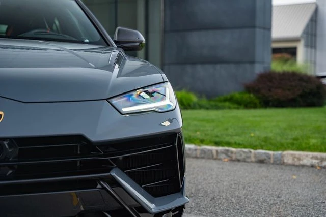 2024 Lamborghini Urus Performante - Image 4 of 31