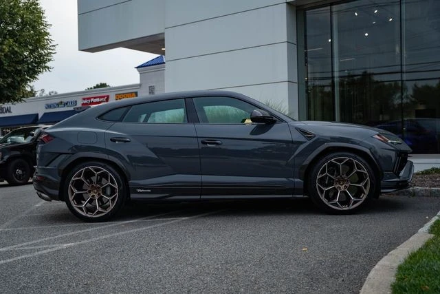 2024 Lamborghini Urus Performante - Image 13 of 31