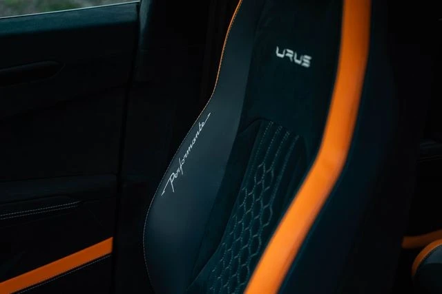 2024 Lamborghini Urus Performante - Image 23 of 31