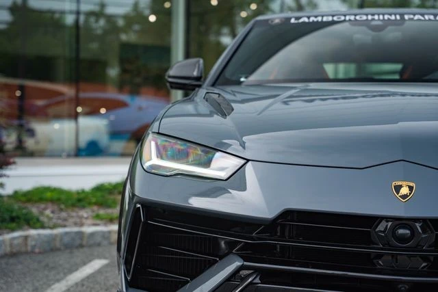 2024 Lamborghini Urus Performante - Image 3 of 31