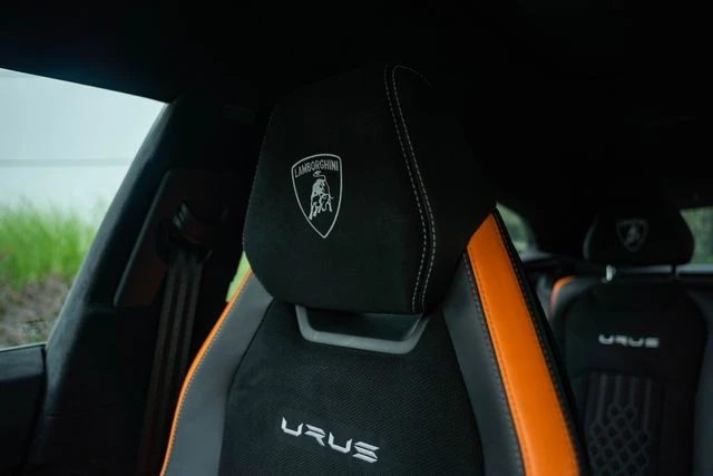 2024 Lamborghini Urus Performante - Image 29 of 31