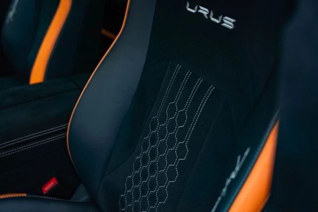 2024 Lamborghini Urus Performante - Image 22 of 31