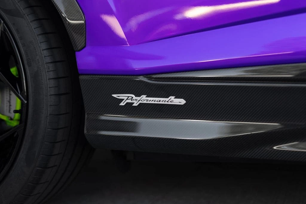 2024 Lamborghini Urus Performante - Image 11 of 31