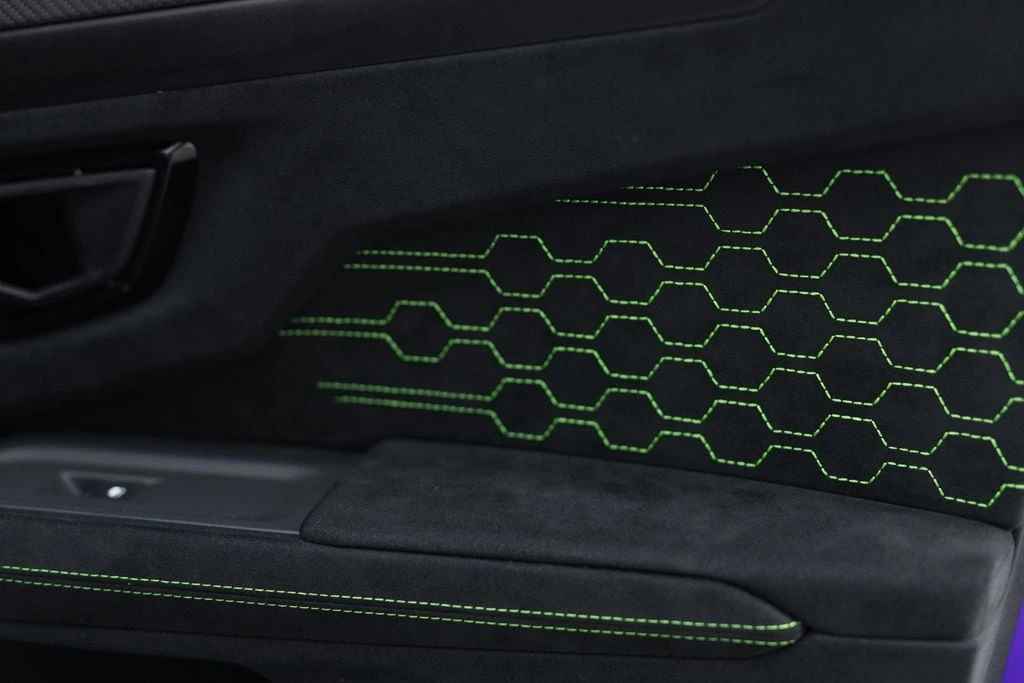 2024 Lamborghini Urus Performante - Image 25 of 31